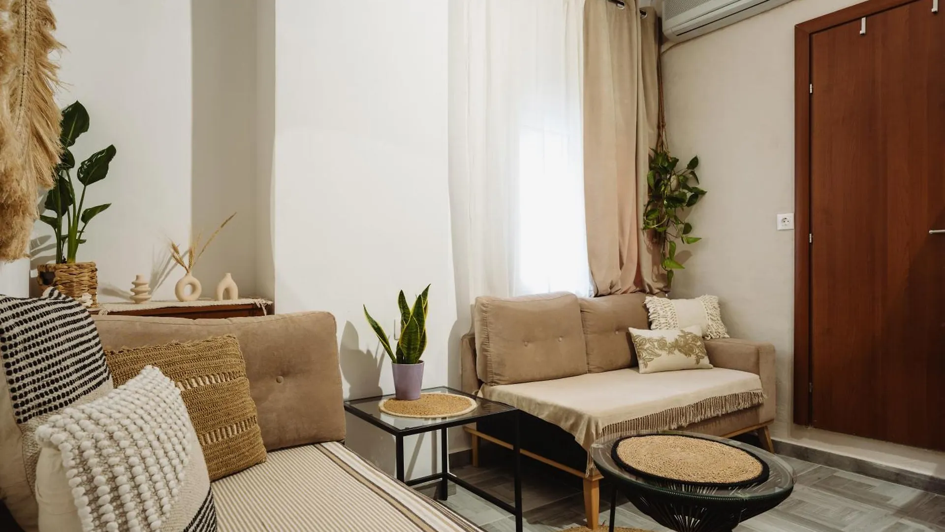 Floret Apartment Soluň 0*,